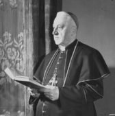 August Hlond: Le primat de Pologne « chrétiennement antisémite »
