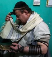 Le dernier juif vivant d'Afghanistan part pour les États-Unis