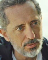 RESTE UN PEU de Gad Elmaleh