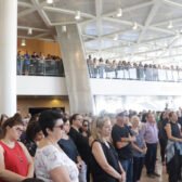 Jour de deuil : l'Université de Tel-Aviv commémore les 30 jours des massacres du 7 octobre
