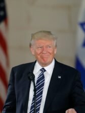 L’interview de Donald Trump donne à Israël Hayom. Extraits traduits
