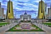 Le Kazakhstan : Un géant des steppes entre héritage nomade et funambulisme politique